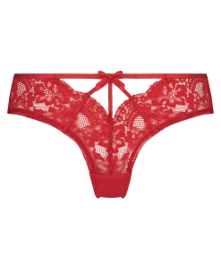 Brazilian Amy<Hunkemöller Store