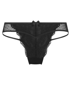 Brazilian Fleur Nyakim<Hunkemöller Hot