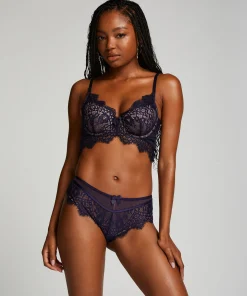 Brazilian Marilee<Hunkemöller Store