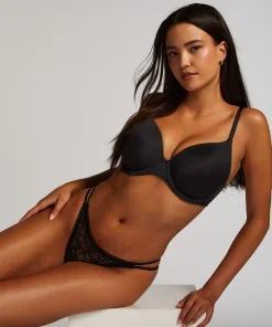 Hoch Ausgeschnittener String Lyla<Hunkemöller Outlet