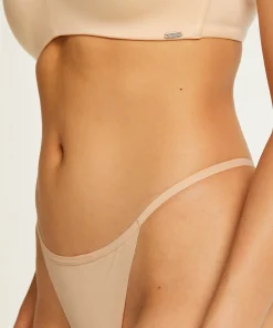 Invisible T-String Micro<Hunkemöller Discount