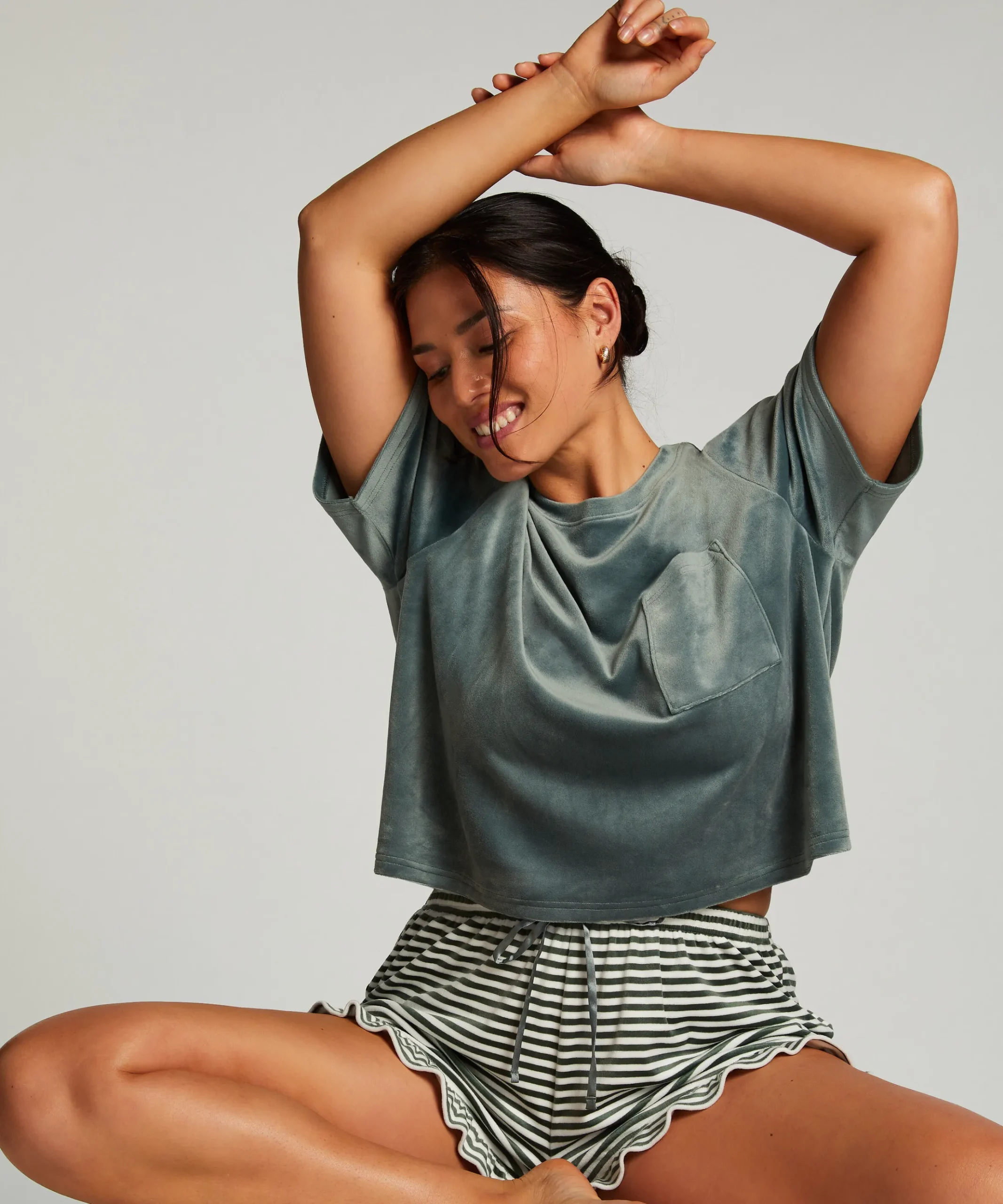 Shorts Velours Ruffle<Hunkemöller Outlet