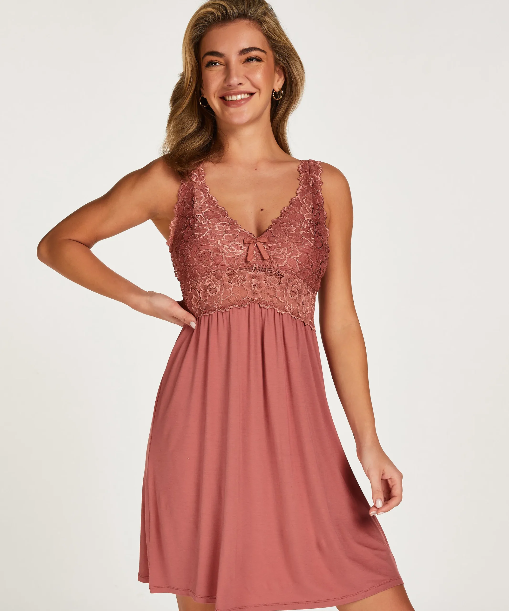 Slipdress Nora Lace<Hunkemöller Shop