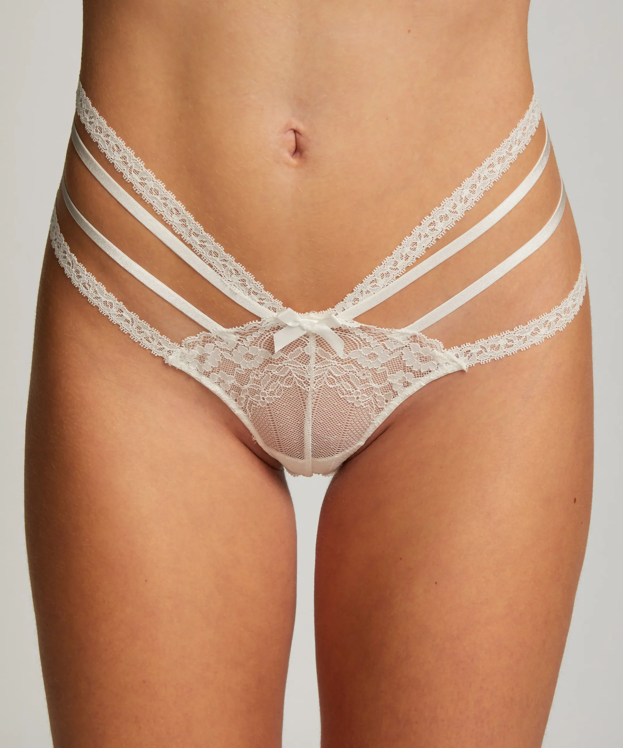 String Lorraine<Hunkemöller Discount