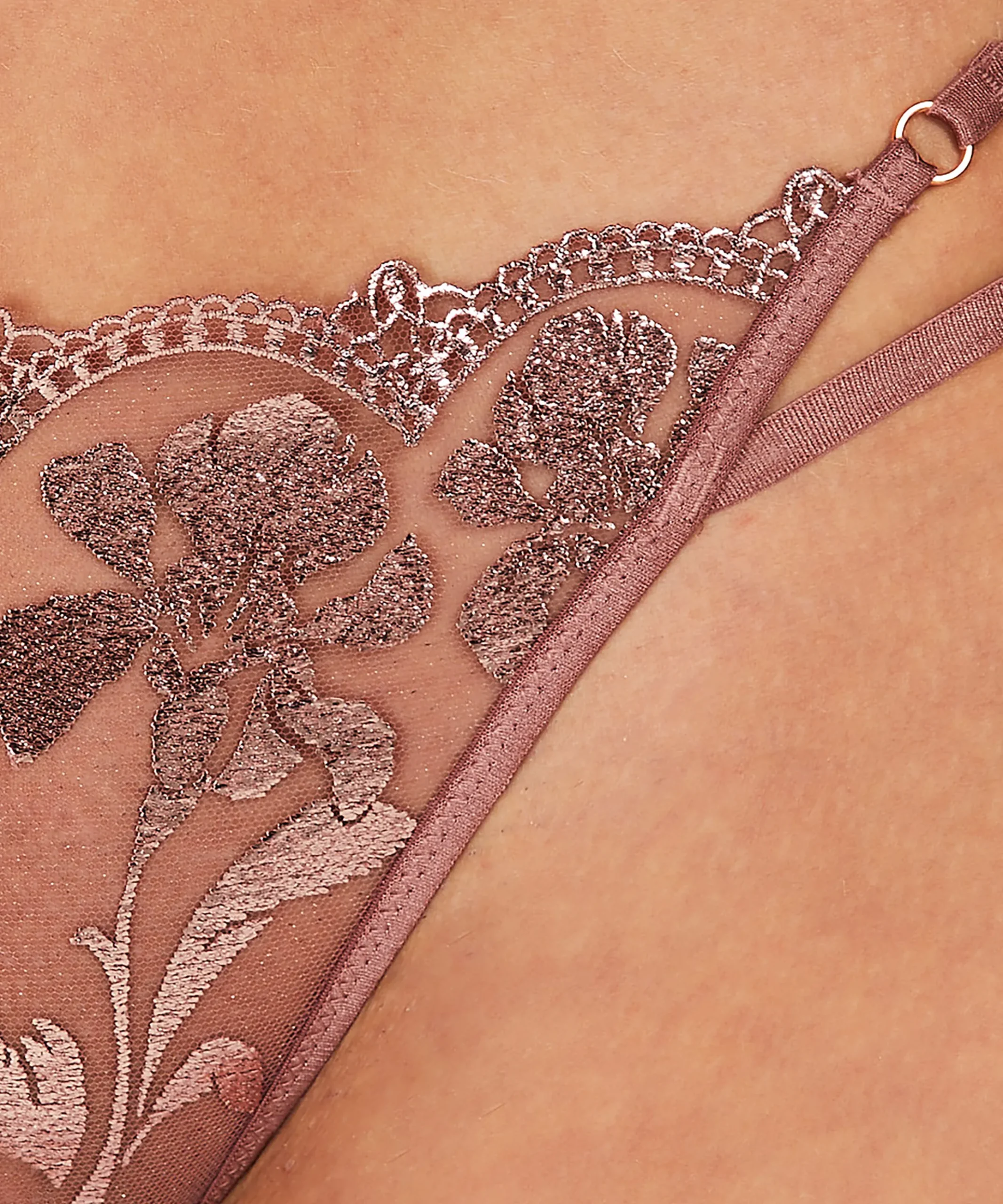 String Mila<Hunkemöller Discount